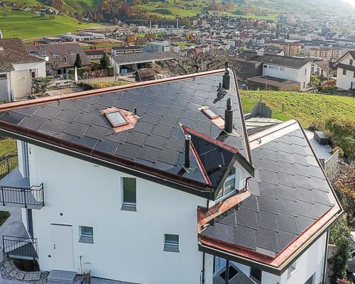 Toit solaire architecture, maison familiale Lucerne