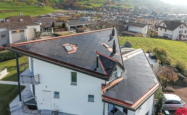 SunStyle | Solarziegel-Solardach-Solarpanel-photovoltaikanlage-Mehrfamilienhaus