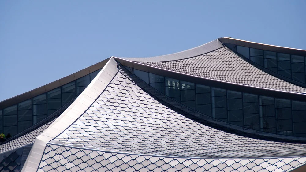 SunStyle Google Dragonscale le toit solaire esthétiquement incroyable | SunStyle