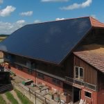Toit photovoltaïque d'un bâtiment agricole