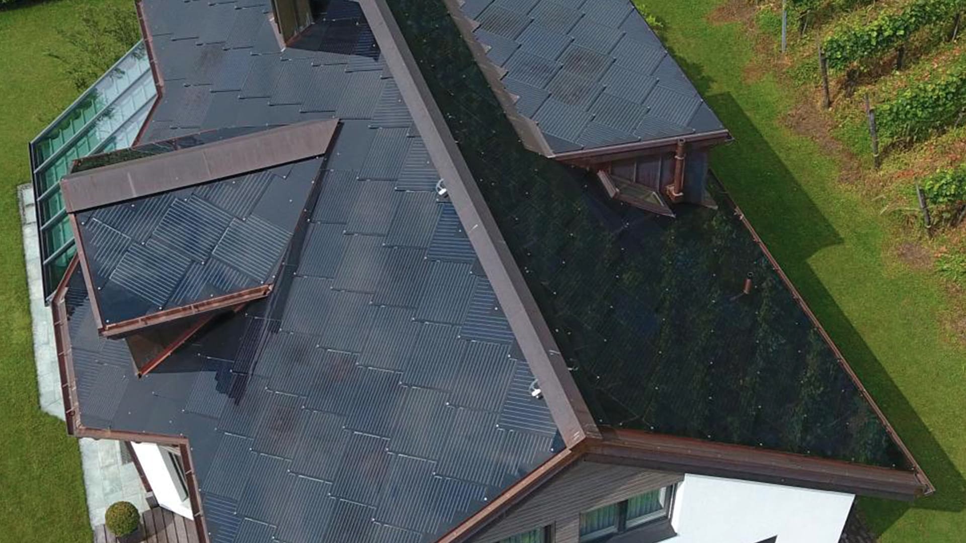 SunStyle Photovoltaic Solar Roof Aerial View of Dragonscale solar roof