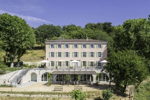 Terracotta solar tiles on an 18th century house in France | SunStyle