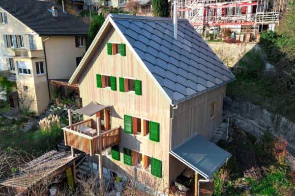 Solarziegel-single-family-house-bern-switzerland | SunStlye